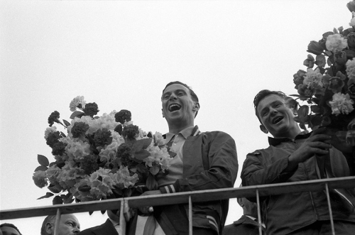 Изображение: belgium_1963_podium.jpg. Тип: image/jpeg. Размер: 500x331. Объем: 126.031KByte.
